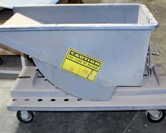 Meco 1/4 Yard Tilt, Forklift Dump Cart, 2000lb Capacity