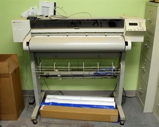 Hewlett Packrat Designjet 600, Powers On, With Addition Paper Rolls, Qty 4