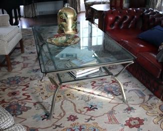 iron base leaf motif cocktail tale