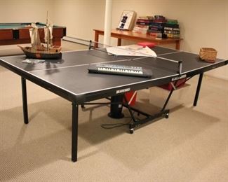 Ping pong table