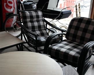 Lot vintage Paul Frankel? style rattan furniture