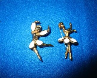 VINTAGE BALLERINA COLLAR PINS