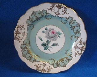 ROYAL BAYREUTH DINNER PLATE