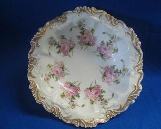 RC VICTORIAN SERVING BOWL