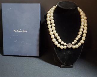 https://ctbids.com/#!/description/share/721130 Beautiful Danbury Mint 20" pearl necklace with silver clasp and faceted stone. Authenticity unknown.