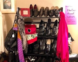 Bagdley Mishka pink clutch.