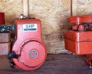 Two 5 HP pull Start Engines ~ one has compression ~ other needs pull replaced
