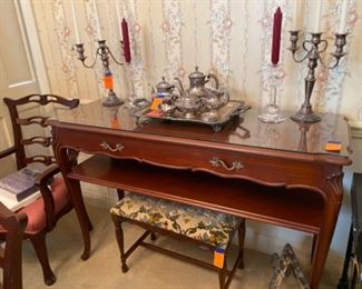 #23 - $375 - French style serving table with long single drawer. 54.5”L x 20.5”w x 37”H. $40 little bench 26”x 14.5 x 18”h. Very good condition 