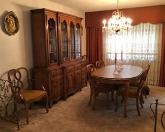 Dining Room Set 