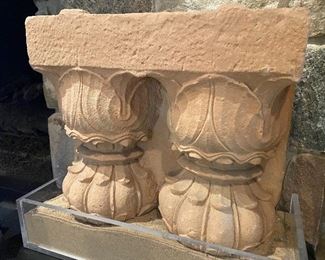 architectural artifact pediment