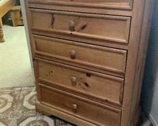 5 Drawer Dresser