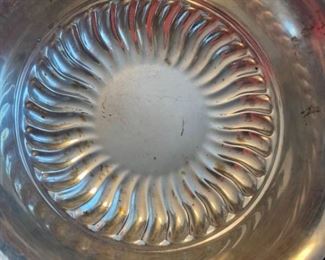 169Antique Reed Barton Scalloped Serving Bowl