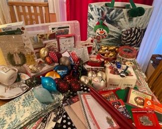 148Christmas Decorations