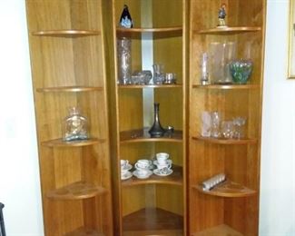 016 Mid Century Design Bookcases