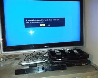 013 Toshiba Regza TV and Home Entertainment