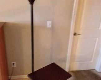 010 Metal Sofa Table and Torchiere Lamp