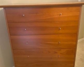 Contemporary 6 drawer dresser