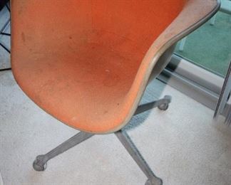 $75. Herman Miller swivel desk chair. Needs work.