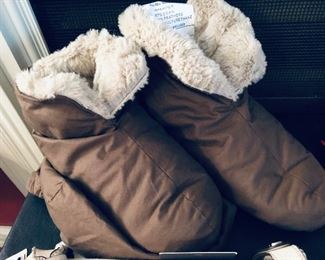 RESTORATION HARDWARE SLIPPERS - BRAND NEW