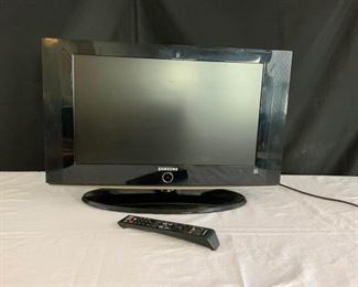 Samsung 30 Monitor TV with Remote  Working