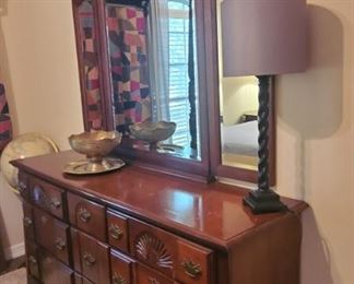 Nice nine drawer dresser with matching queen size 4 poster bed