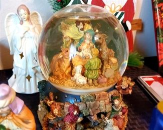 Entire room of Christmas decor