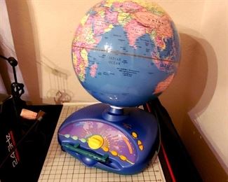 Leap Frog Learning globe