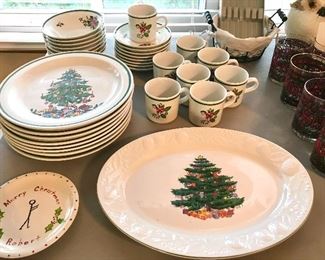 Noel Stoneware by International 33 pieces