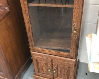 Stereo cabinet