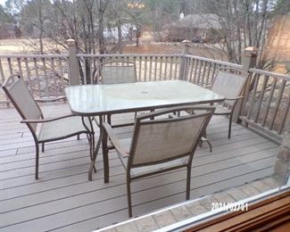 patio set, we have a grill