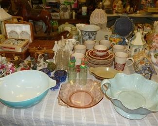 Pyrex bowl, depression piece, lots misc