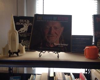 Willie Nelson, Buck Rodgers and a AMT rocket model