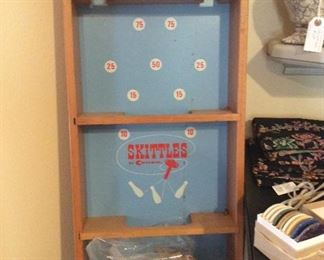 Vintage table top Skittles game.  All pieces included.