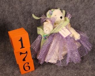 176: Garlee gilroy Garlic, NOW $10.  WAS $20