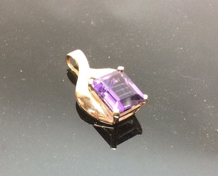 14KT GOLD AMETHYST STONE JEWELRY