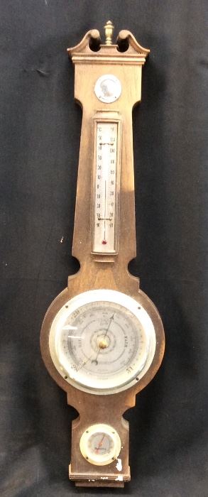 VINTAGE BAROMETER