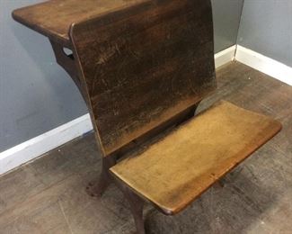 VINTAGE CHILD’S SOUTHERN SCHOOL DESK