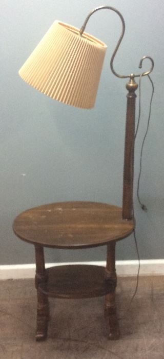 VINTAGE END TABLE AND LAMP