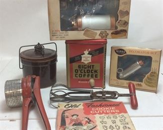 VINTAGE KITCHENWARE