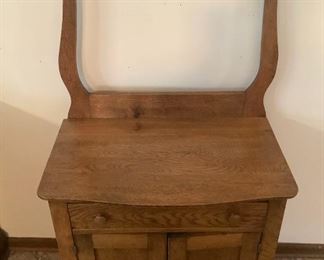002 Antique Wash Stand