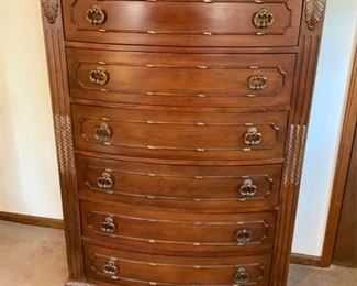 Broyhill Tall 6 Drawer Chest