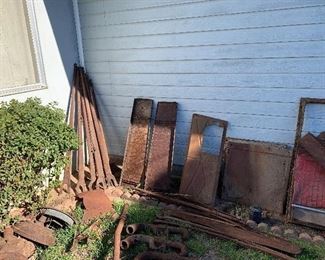 Rear wishbones, running boards, 2 roadster doors, sport coupe top brackets 