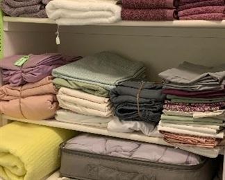 Bedding, Linens and Towels