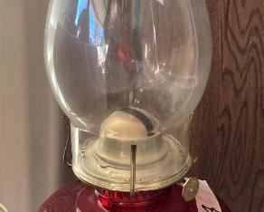 Red oil lamp