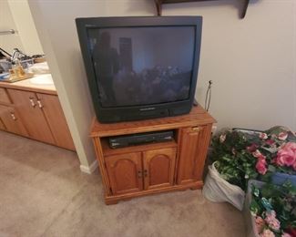TV and VCR and oak cabinet sold as a set $25.  Great for a guest room, grab some VCR movies before you go, any 2 for 50 cents


