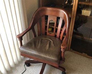 Beautiful rolling vintage office chair - gorgeous wood