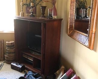 brand new yoga equipment, baskets, 