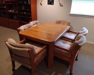 Oak Table and 6 Chairs LL