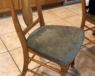 kitchen chairs (6)