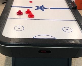 Air Hockey Table